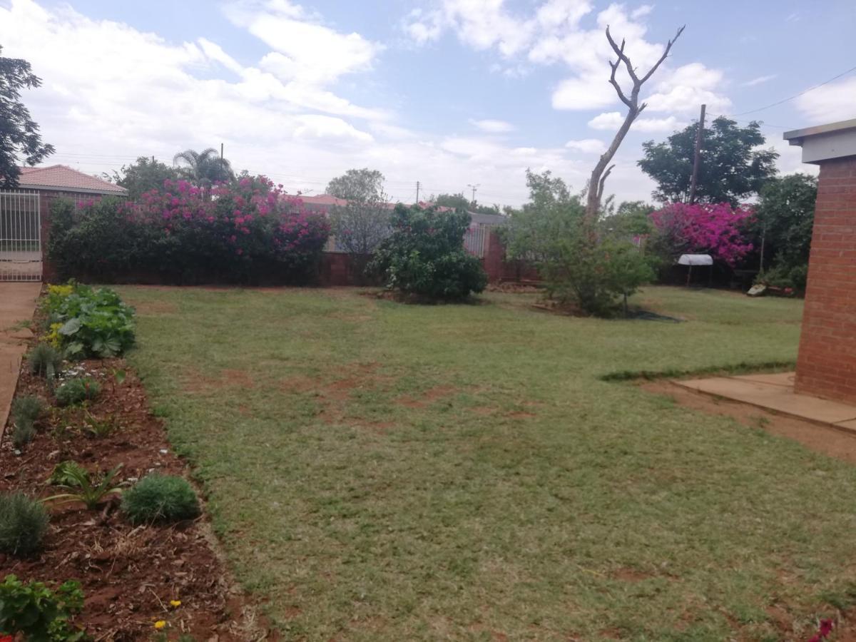 Savanna Bulawayo Exterior photo