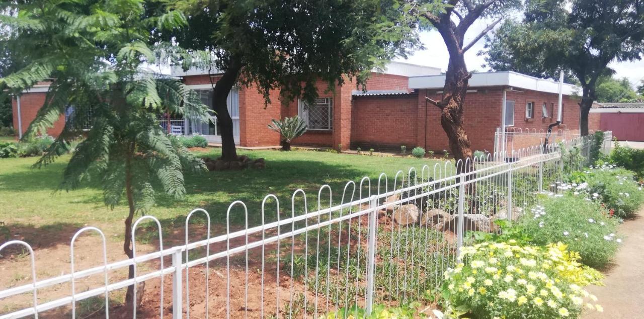 Savanna Bulawayo Exterior photo